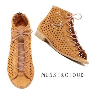 Musse & Cloud Aiden Perforated Sandal 40